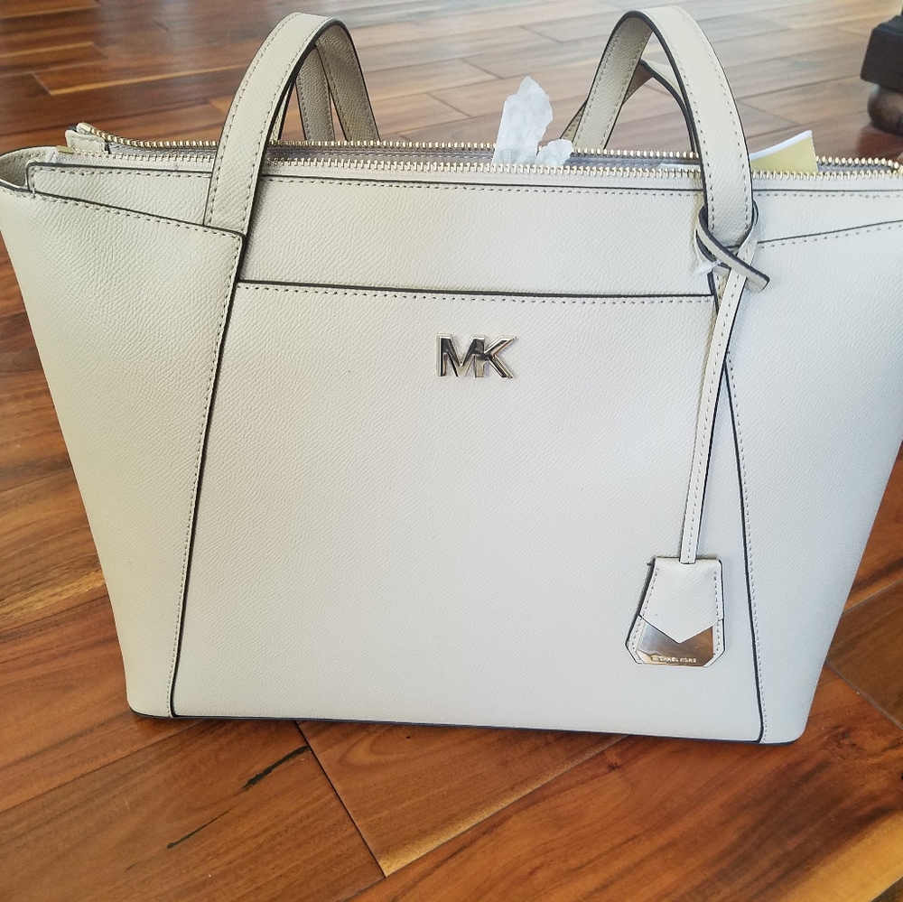 Michael Kors Maddie handbag